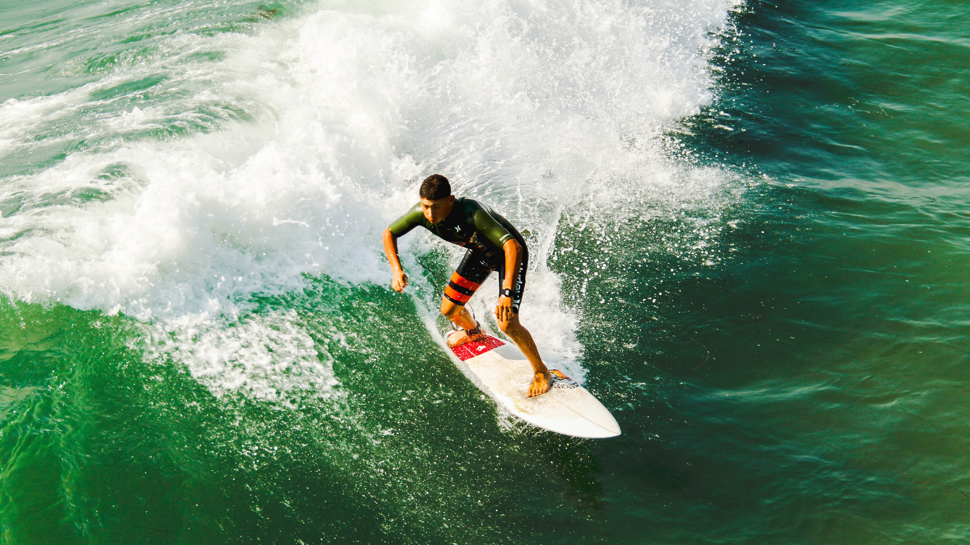 2021年季后赛：库里的“神级”表现带领勇士杀入下一轮，续写辉煌